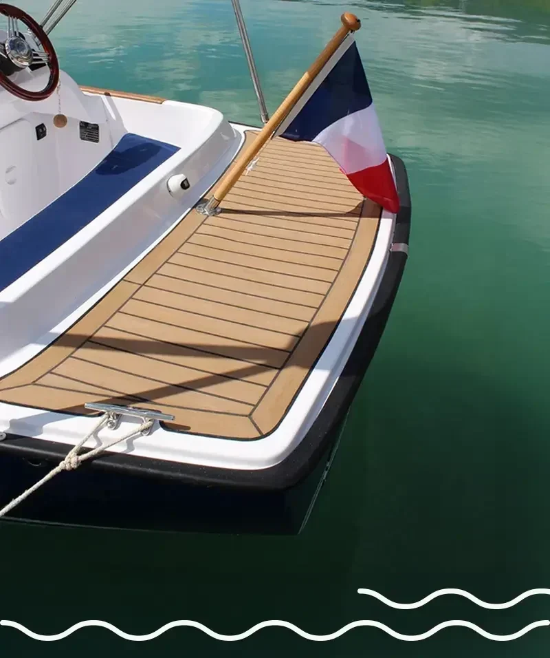 Bateau escapade 5 places breizh eboats bateaux electrique lac de guerledan Bateau escapade 5 places breizh eboats bateaux electrique lac de guerledan